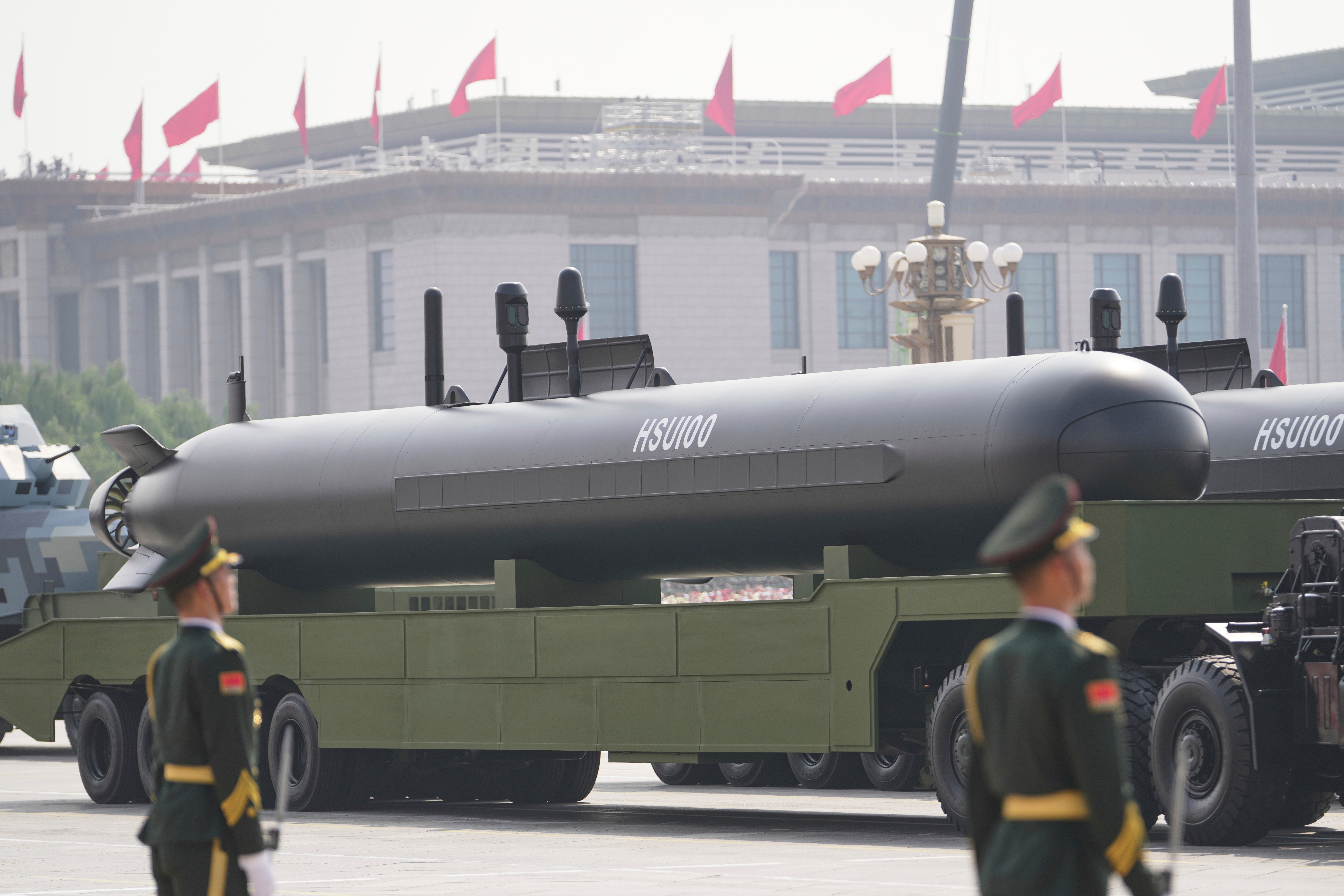Podmorský dron AJX-002 na prehliadke v Pekingu
